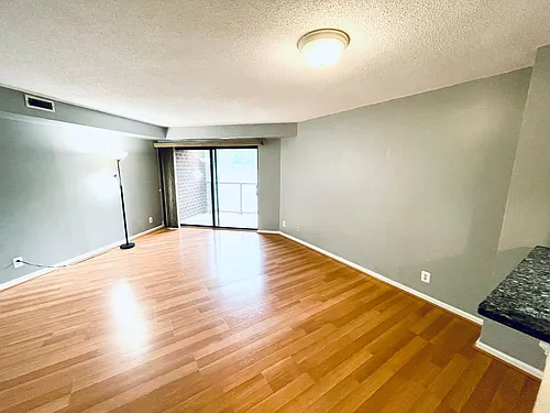 2100 Lee Hwy Photo 1