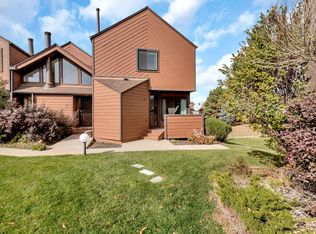 8857 W Yale Ave, Lakewood, CO 80227