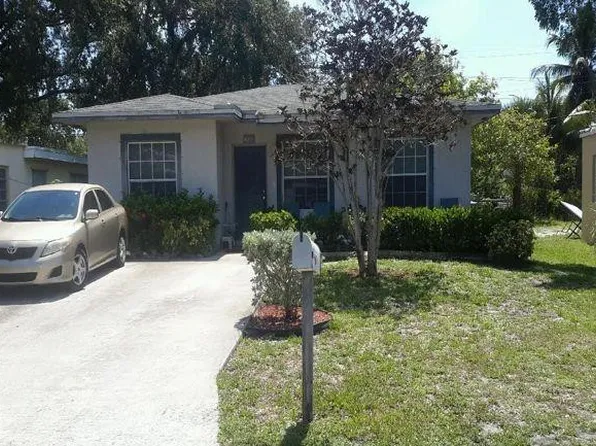 720 NW 15th Ter, Fort Lauderdale, FL 33311