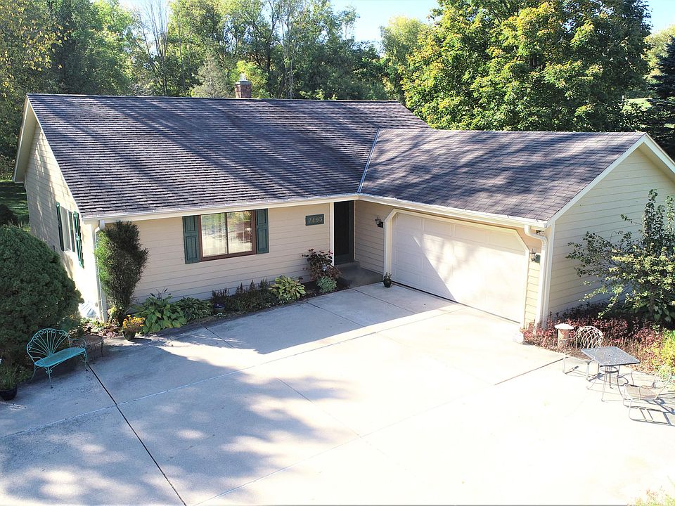 1st image of 7493 Devonshire Dr