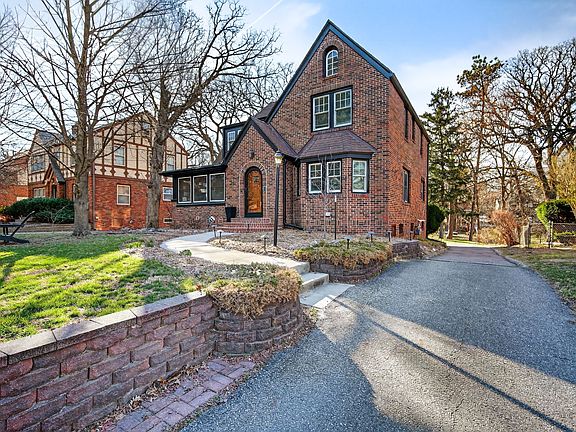 2nd image of 6012 N Waterbury Rd