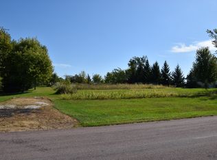 Valley View Dr, Saint Peter, MN 56082