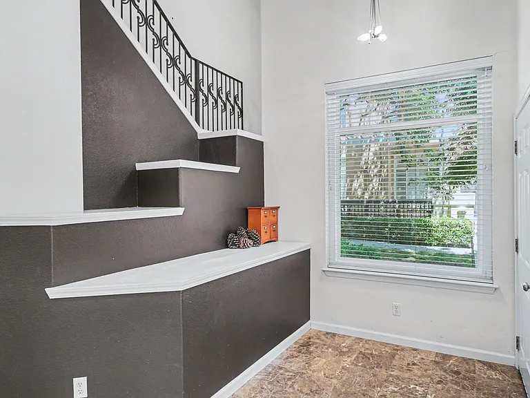 437 Camille Cir #1-11 — Photo 47