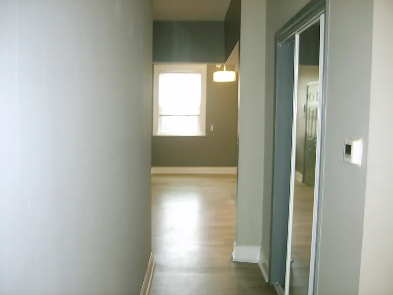 Bidwell Manor Apartments — Photo 21