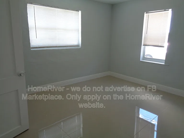 500 NW 9th Ave — Photo 10