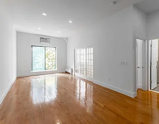 Rented by Wave Real Estate Group