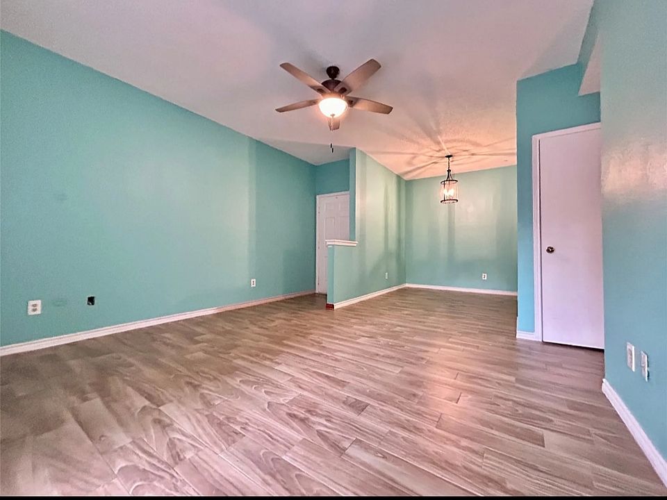1st image of 3609 W Northgate Dr #116