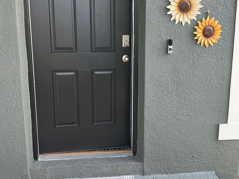 1st image of 32790 Pez Landing Ln