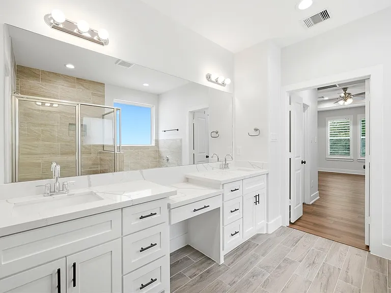 2125 Paul Quinn St — Photo 19