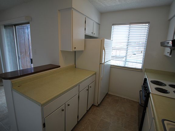 5th image of 3855 S Monaco Street Pkwy APT 181