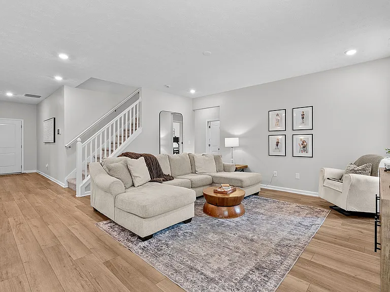 5015 Schaefer Ln — Photo 22