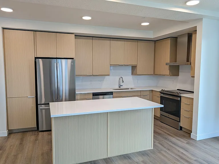 The Grandeur | Spacious Kitchens