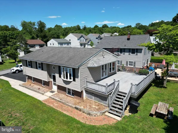 227 Elm Ave, Glen Riddle, PA 19063