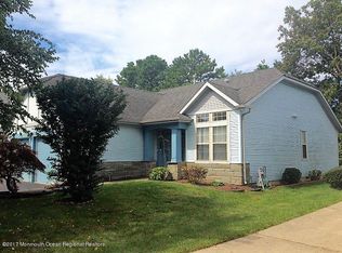 18 Pomeroy Ct, Jackson, NJ