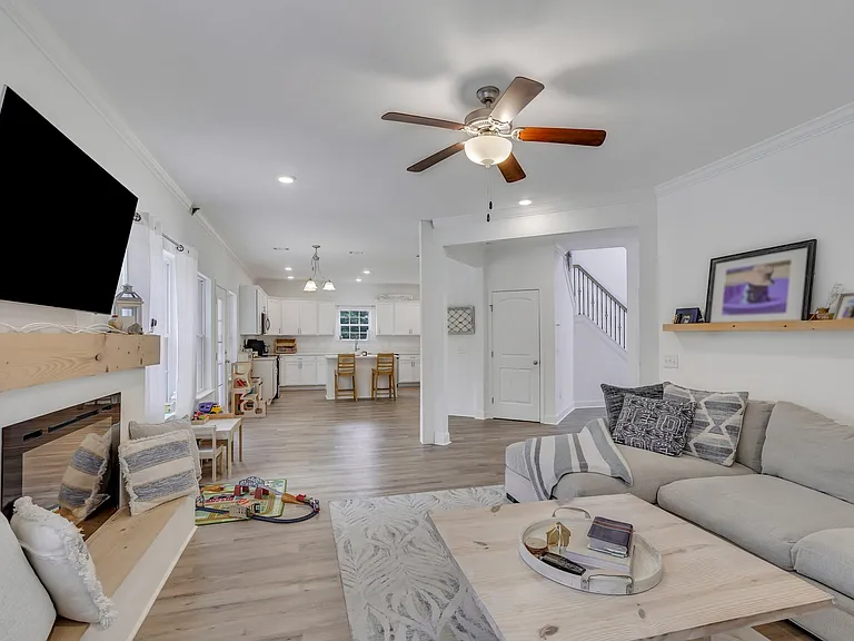 2560 Old Macon Darien Rd SE — Photo 2