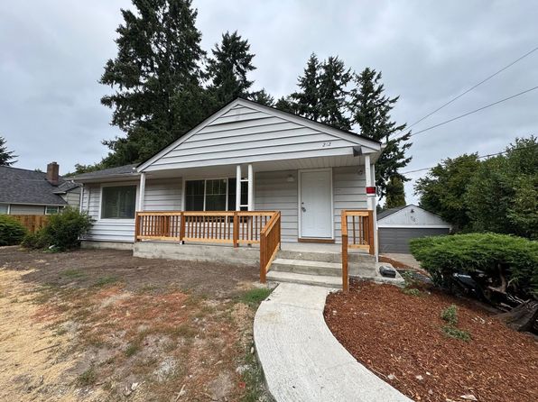 212 SW 132nd St
