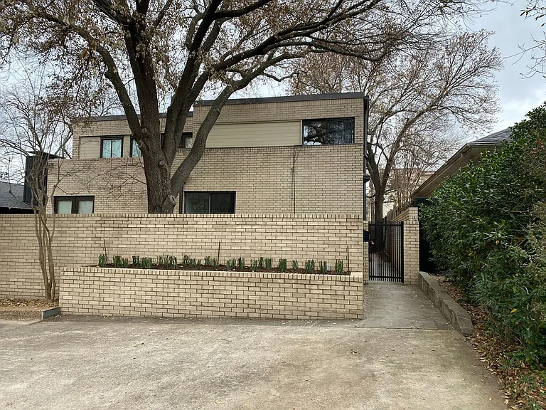 4715 Lafayette Ave — Photo 41