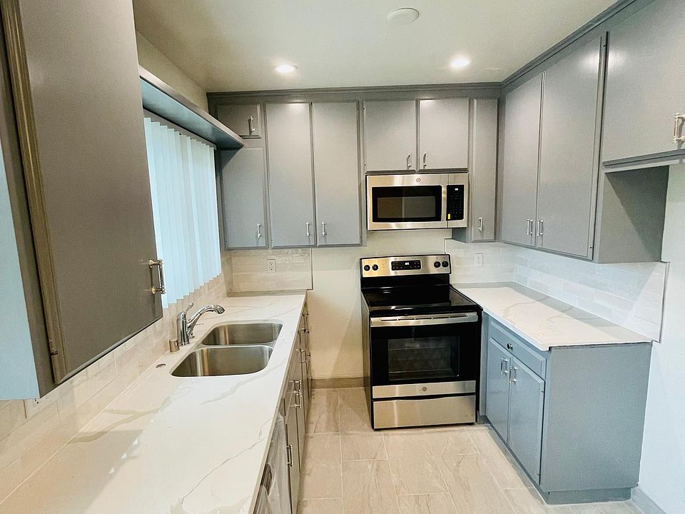 1st image of 2387 Florencita Ave #10