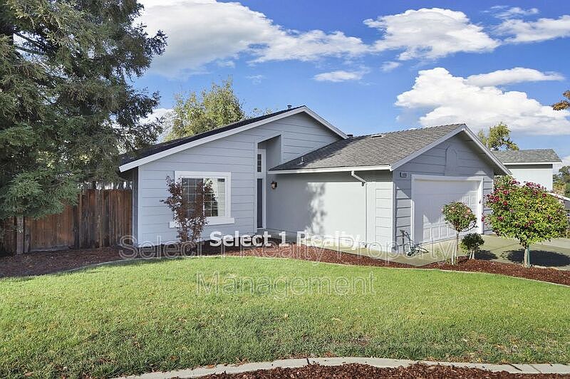 1st image of 4066 S Royal Links Cir