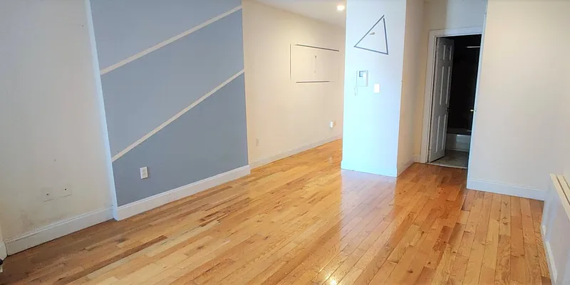 Rented by Gold & Appel Realty Corp | media 3