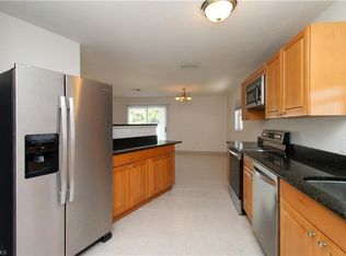615 108th Ave N, Naples, FL 34108