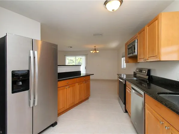 615 108th AVE N, NAPLES, FL 34108