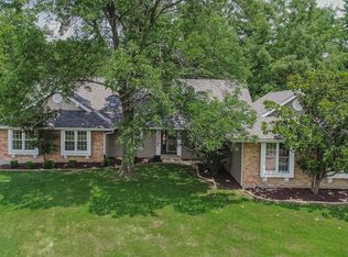 14797 Chesterfield Trails Dr, Chesterfield, MO 63017