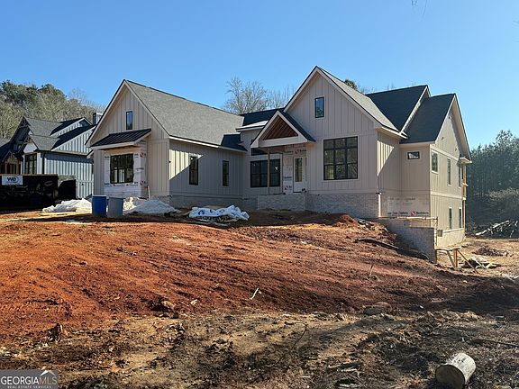 2nd image of 2468 Rockbridge Rd NW