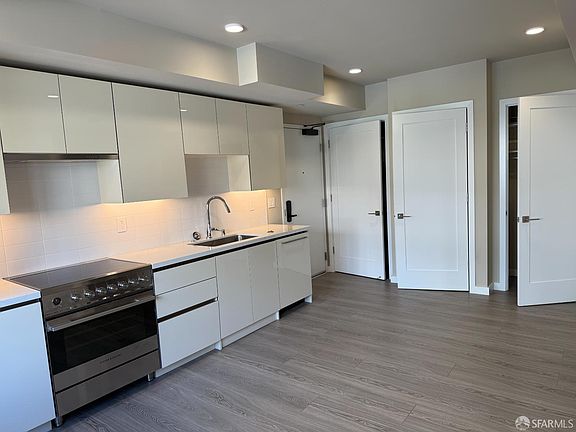 3rd image of 1603 15th St #201