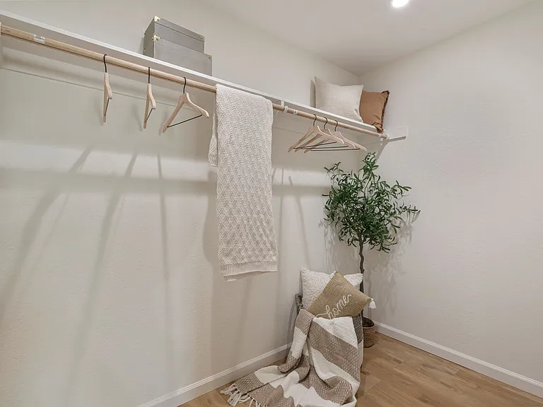 1141 Holly Oak Cir — Photo 10
