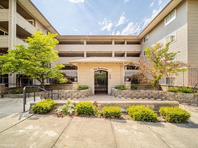 930 S Cowley St APT 111, Spokane, WA, 99202