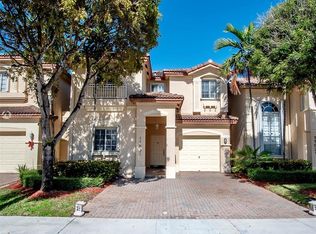 11631 NW 68th Ter, Doral, FL 33178