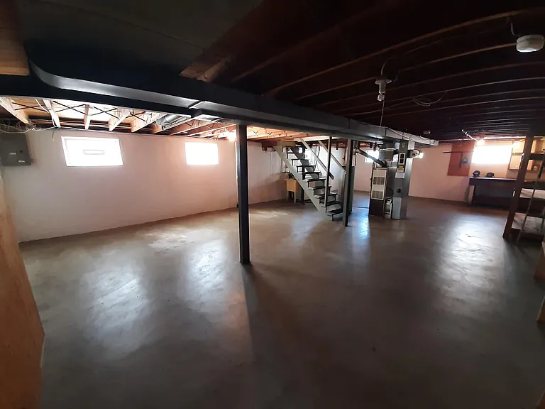 10205 Dandridge Dr — Photo 19