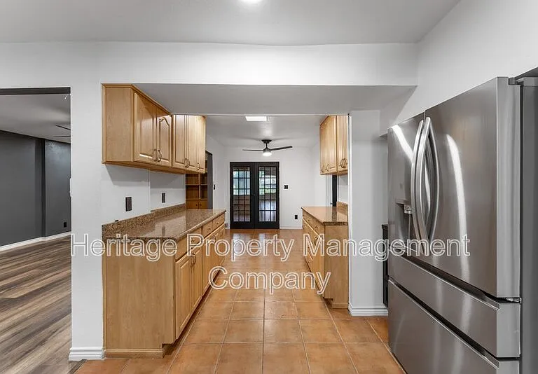 3614 Versailles Dr — Photo 19