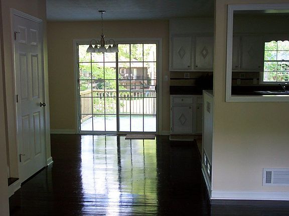 Dining Room w/Slider to Back Deck