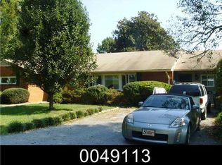 1313 Brookdale Dr, Asheboro, NC 27205