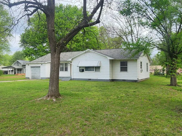 6875 SE Kiwi Ln, Riverton, KS 66770