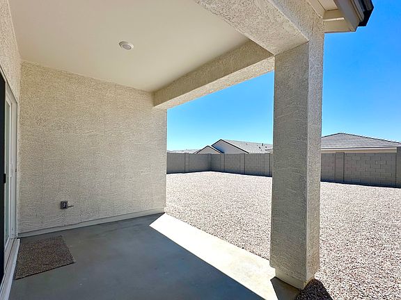 3rd image of 15361 W Hackamore Dr