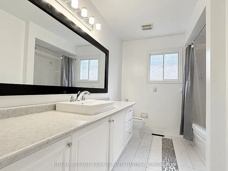 110 Annina Cres — Photo 25