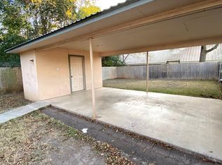 1201 Park St, Kerrville, TX 78028