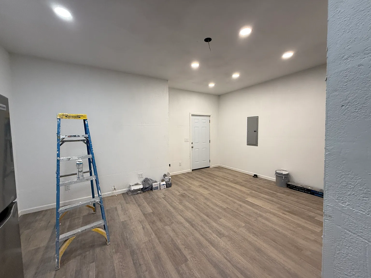 2 bed, 800 sqft, $1,200 — Photo 4