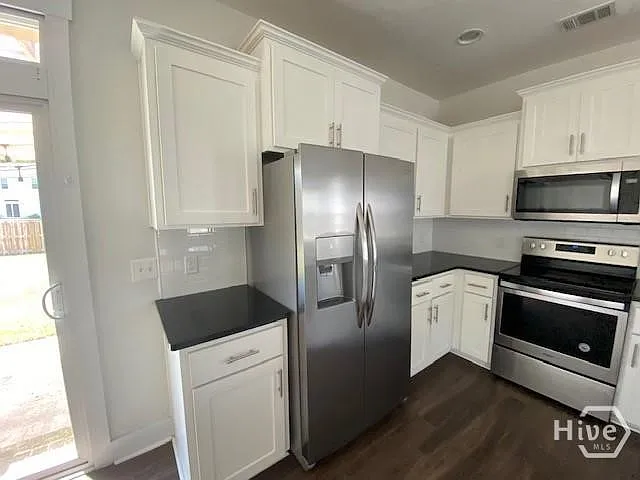 116 Whitaker Way N — Photo 7