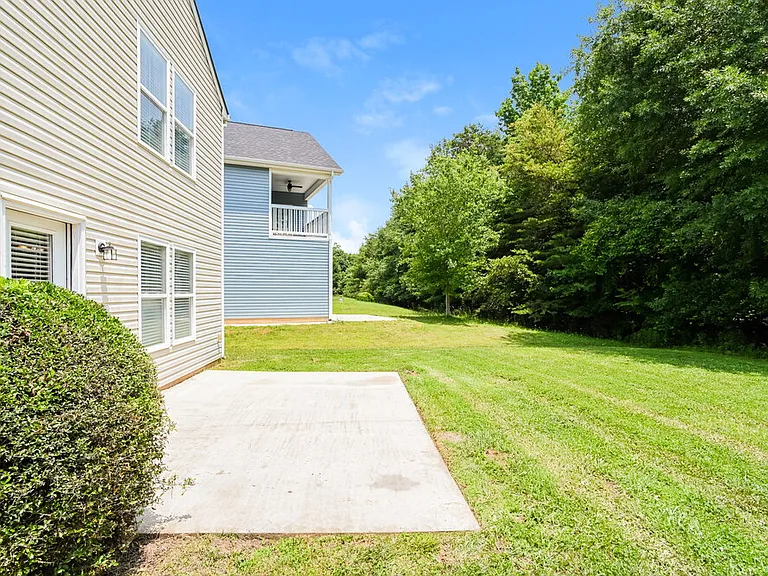 4532 Stone Mountain Dr — Photo 17