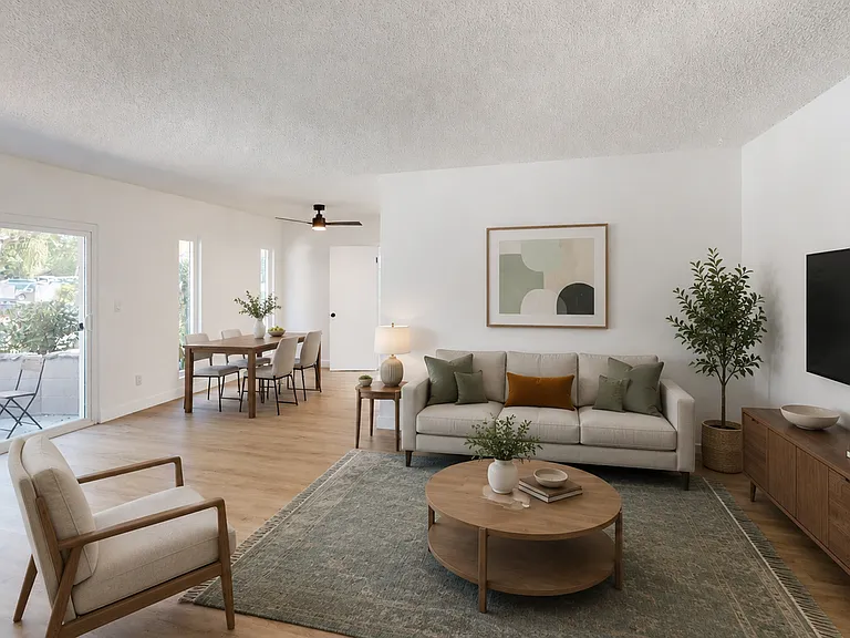 Free Rent! Beautiful & Spacious 1 Bed. Apt. In Van Nuys. — Photo 2
