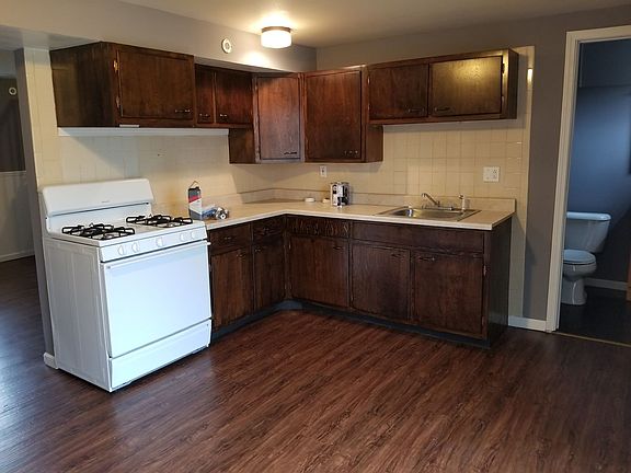 4th image of 4084 Esseldale Dr