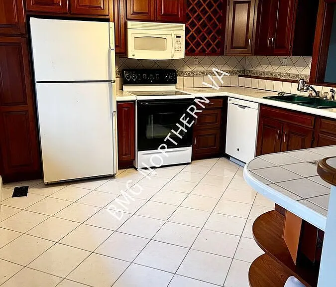 832 Leigh Mill Rd — Photo 8