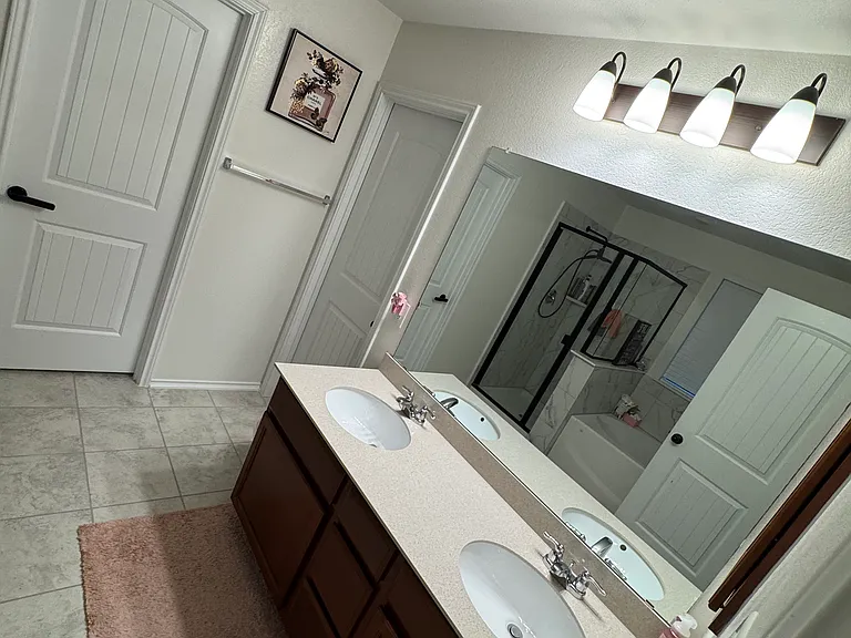405 Los Cobos Ln — Photo 18