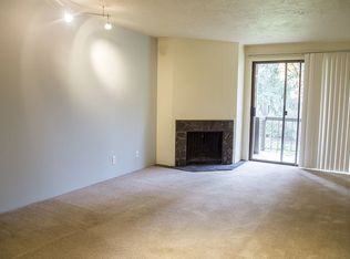 1796 Cal Young Rd #115, Eugene, OR 97401