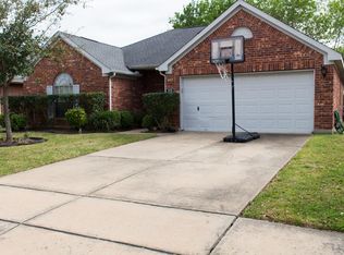 1415 Tavendale Ct, Fresno, TX 77545