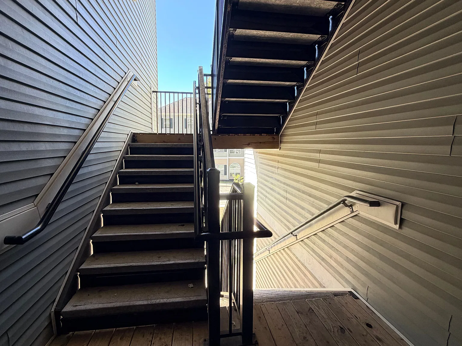 2 bed, 1201 sqft, $1,395 — Photo 2